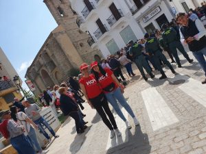 Azafatas de Suman Social y el Diario Hoy por las Romerías de Extremadura