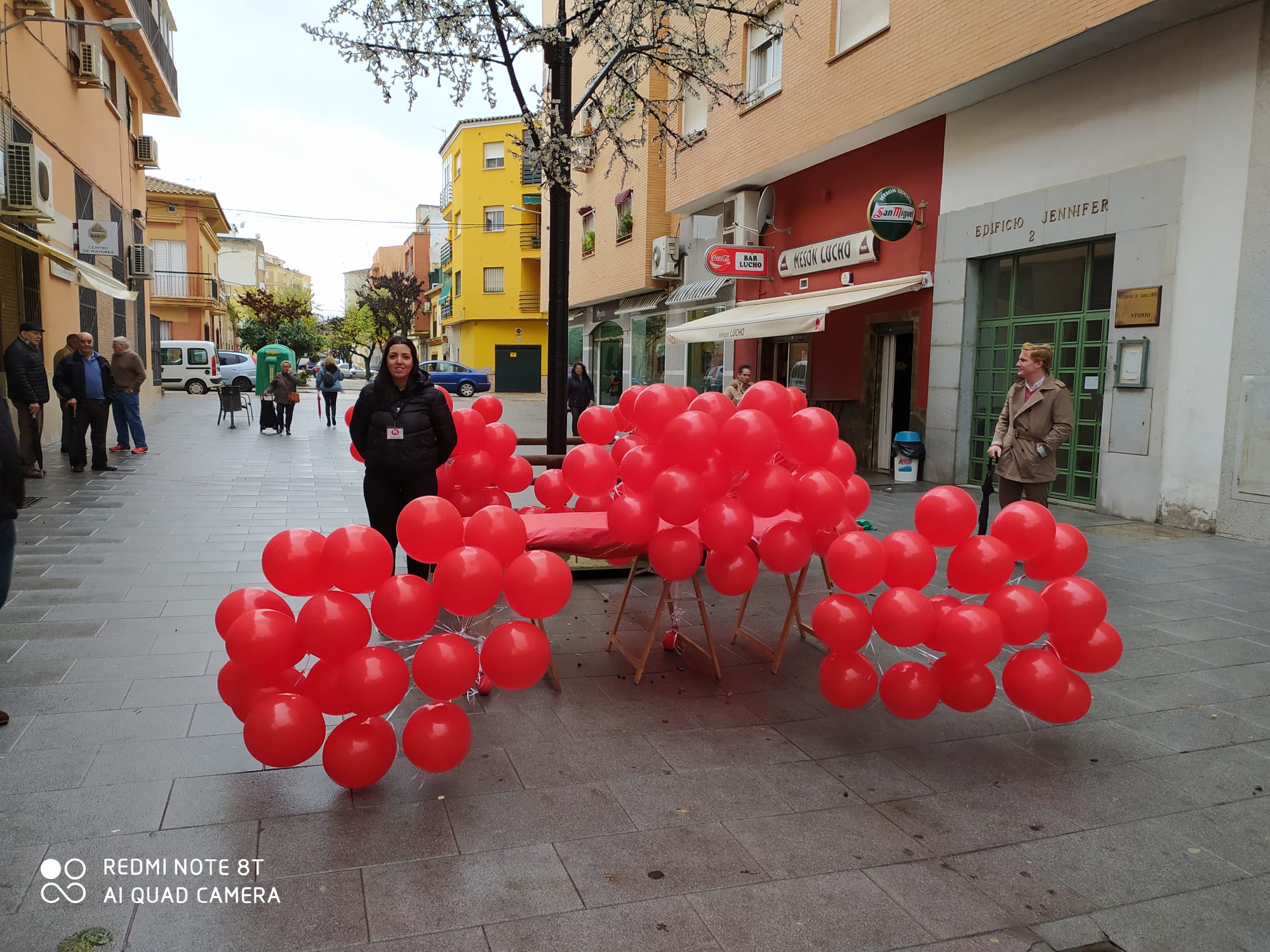 El Ayuntamiento de Badajoz y Suman fomentando las compras navideñas.